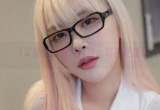 Dami(퀸다미)又来挑战清纯形象，写真更新让人莞尔不已