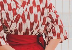 GIRLT果团网 – 在线看周妍希的黑丝写真，袜子也有想要表达的情绪？