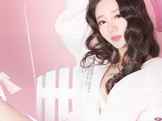 GIRLT果团网 – 通灵儿的美图更新，来看看油亮的薯片妆有多油腻？