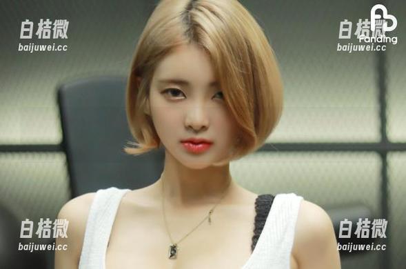 每次翻开Hyoyeon(김효연)的ArtGravia，都是一场新的cosbrace。