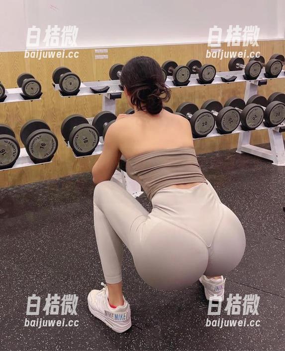 微密圈 - 高质感图包：Jessie婕西求生欲满分，把哥哥的心线上表演！