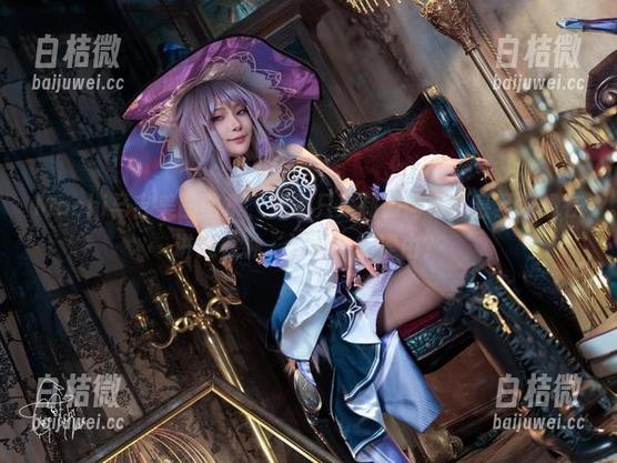Machi马吉美图图集，并不只是制服而已，甚至好像在讲述各种‘迟到’的理由？