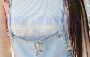 MiiTao蜜桃社 – 最新套图到手，韩贝贝在死库水里玩得不亦乐乎！