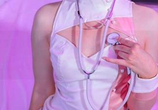 看Natsuko夏夏子的透明女仆全套，图片里似乎藏着无穷的想象空间。