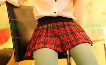 ROSI最新图册亮相——“裤里丝”，轻松让你惊呼：只看就好！