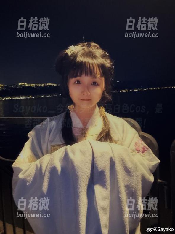 Sayako＿今年4岁的闪亮白色Cos，是否能成为你的新灵感？快去下载！