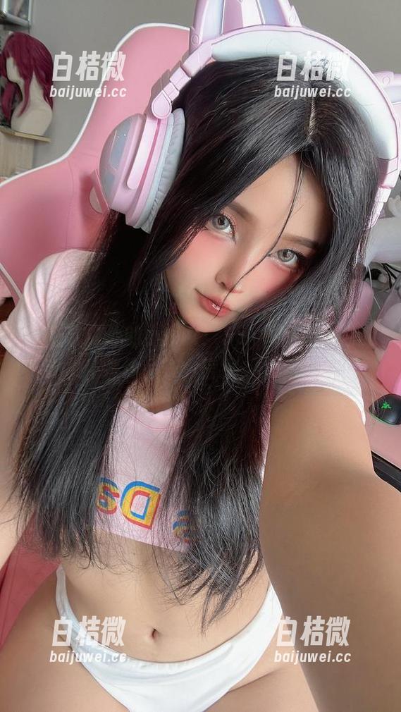 唤醒我内心的小少女！SayoMomo的优菈女仆装作品集，信我，值得下载！