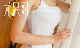 UGirls尤果网 – 睡衣图包：夏倪可ella的‘我不是在睡觉’系列