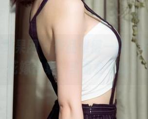 UGirls尤果网 – 作品难得一见，李思宁的花嫁合集，里面会有啥？