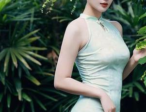 Xiuren秀人网 – 小泡芙winna的写真，这种精致感我表示“呵呵”——精选中的女神级别！
