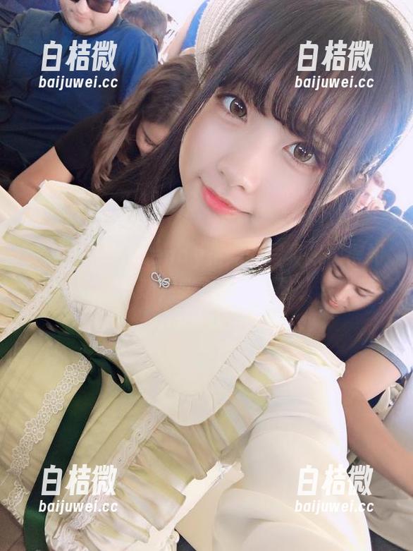 黑猫妹妹？Wendy把她的写真集做得如此迷惑，我不能不关注！