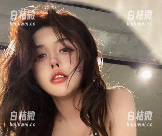微密圈 - 于芷晴的绷带满身，原图里会不会有情感流露？