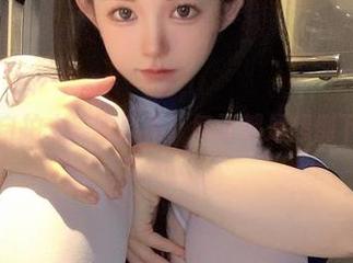 倦倦喵自拍之美图合集：每张都是想倒下的渴望