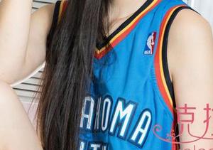 克拉女神 – 在线关注颖儿，体操服的每个细节都是美图中的经典，每次看都有新发现。