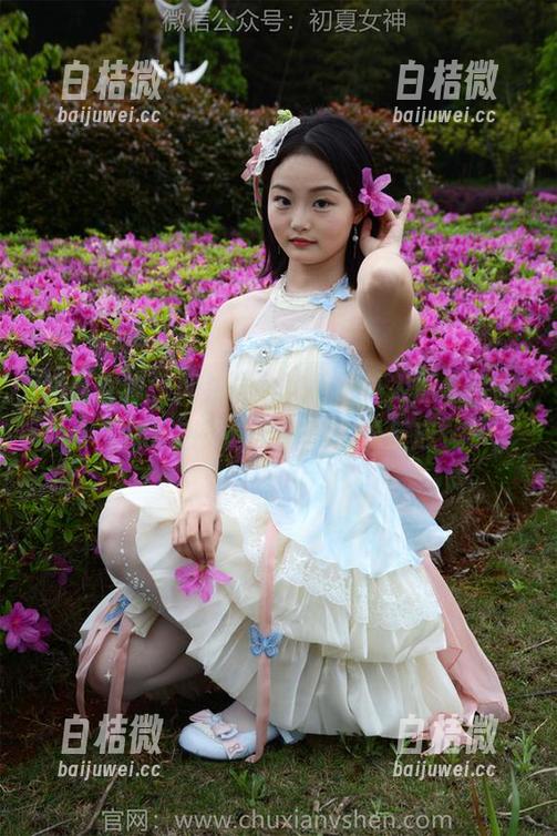 初夏女神 - 网袜与柒柒，圈外人的私房图片，感受这微妙的化学反应