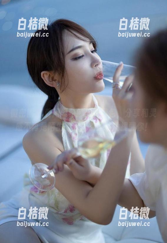 微密圈 - 看周妍希的吊带图包，分享和灵感不再是陌生的点，别怪我没提醒你！