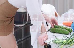 微密圈 – 周妍希的美腿写真：是腿好看，还是我眼花？套图让我搞不清楚了。