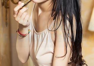 头条女神 – 美图让人心跳加速的奶牛？冯雪娇这套图看得我直想捡起掉落的眼镜。