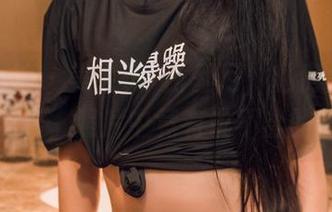头条女神 – 美会子+比基尼，私房里的别样精彩，照片中竟有说不出的撩人