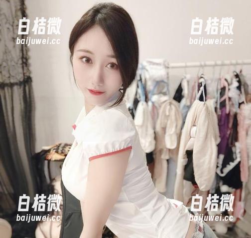 微密圈 - 万圣节_COLLECTION：小玉吃果冻搞得我怀疑我的派对创意是不是不够好。