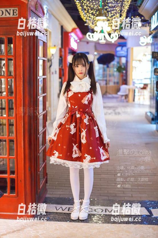 小野妹子w 小野妹子w换上泳装,是想拯救夏天,还是在为cos入门做铺垫?