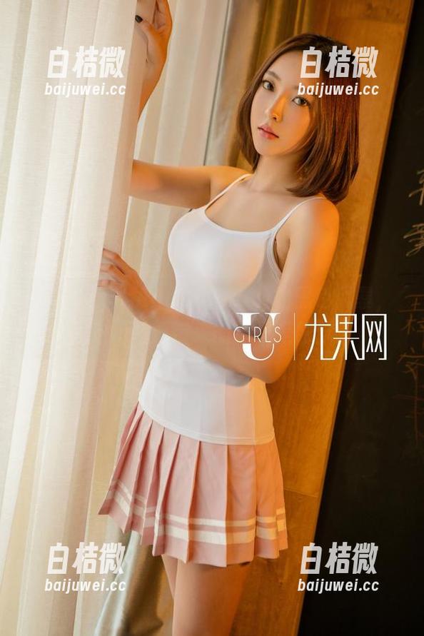 尤果网 - 飞Angelababy的黑色风暴，定制写真带来的不仅是眼球