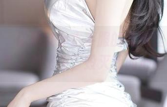 尤蜜荟 – 你见过穿水手服的尤妮丝Egg吗？私拍对比图，毁灭我的心啊！