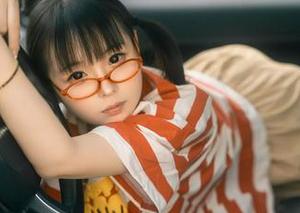 独家观看，幼水铃衣与圣诞小鹿的图包尽在眼前