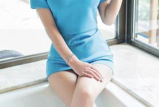 推女郎 – 王根星熙的新泳装美图，让我想起泥潭中的清凉。