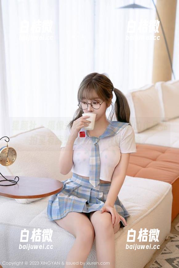 星颜社 - 摄像头踌躇满志，袁圆的作品私拍里有我想说的那种不言而喻。