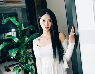 普美Bomi(보미)的私房合集：健身教练Bomi也爱零食？