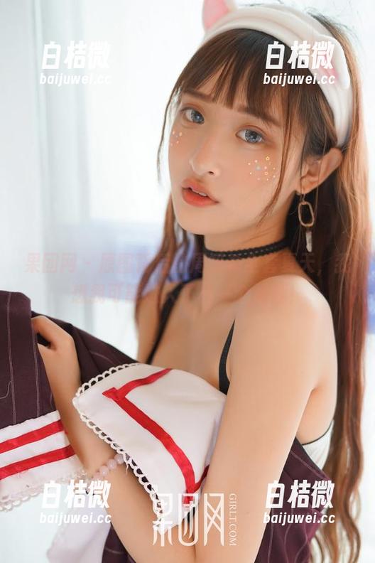 果团网 - 原图背后的周妍希全套夏天，我想我可能进入了另一个维度！