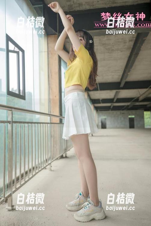 梦丝女神 - 玥玥的楼道探险，更新来自小区最会摆拍的鼠小弟！