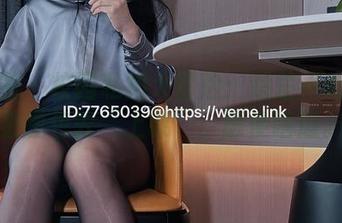 微密圈 – 校园私拍大冒险：楚楚不吃鱼带着图包去“上课”，顺便瞎逛。