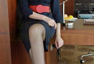 模范学院 – 徐微微mia的女神写真图集：让我悄悄把这美藏起来