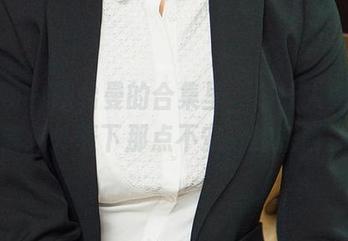 爱尤物 – 陈怡曼的合集里，总让人期待她清纯外表下那点不安分的东西。