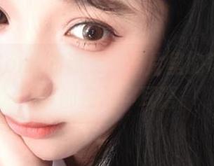 特软儿Sona的温柔，照片里的每一个细节都在低声耳语