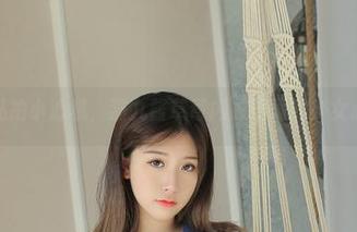 私拍小心机，猫九酱草莓内衣喧闹的少女心