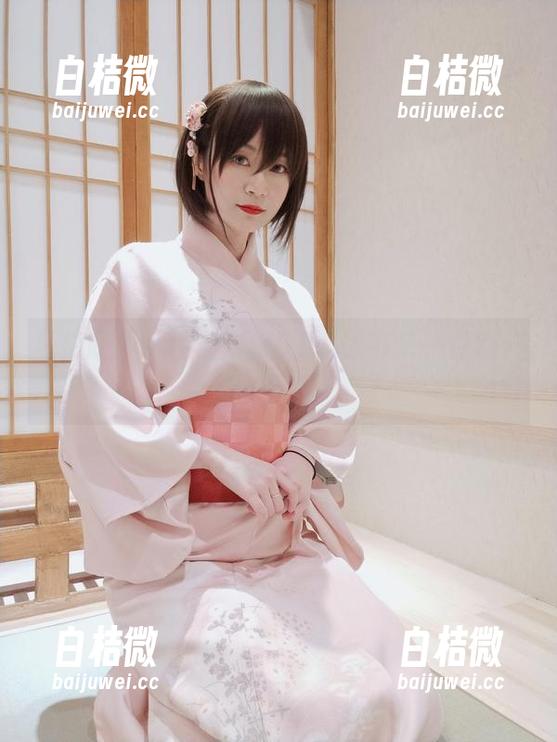私拍版的妹控，白银81为你带来一组别样的图片