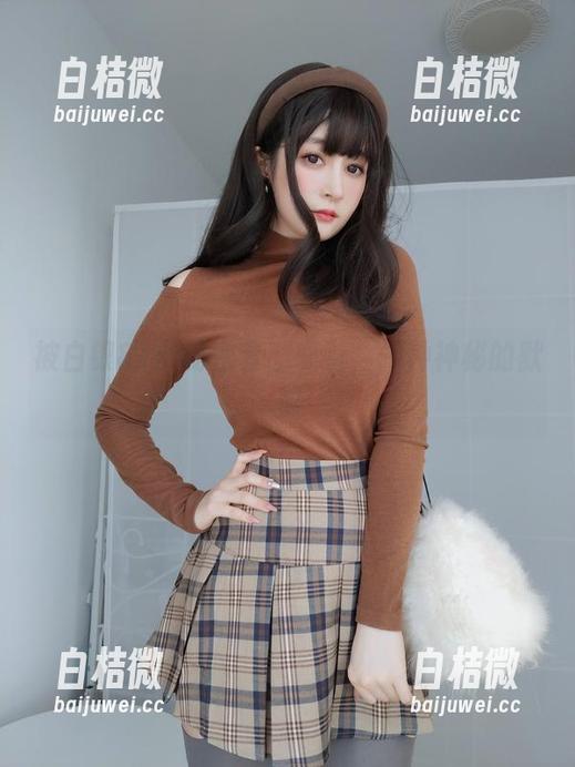被白银81的秘密套图吸引，一种神秘的默契