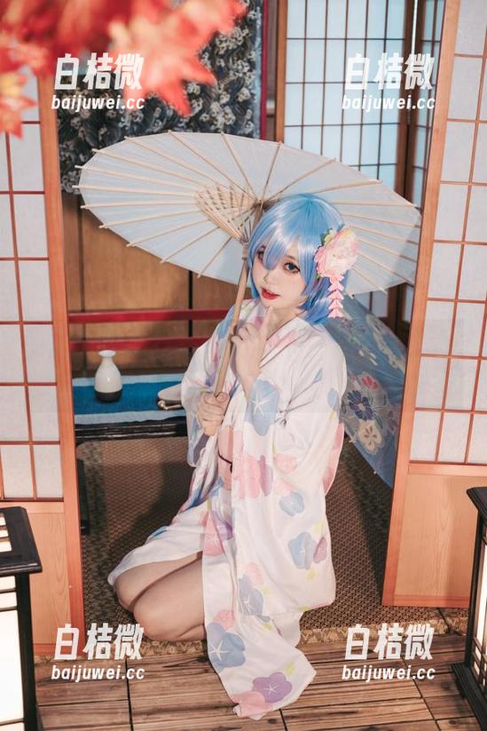 看！神沢永莉的Suiri圣诞少女原图，给圣诞树也来个换衣服！