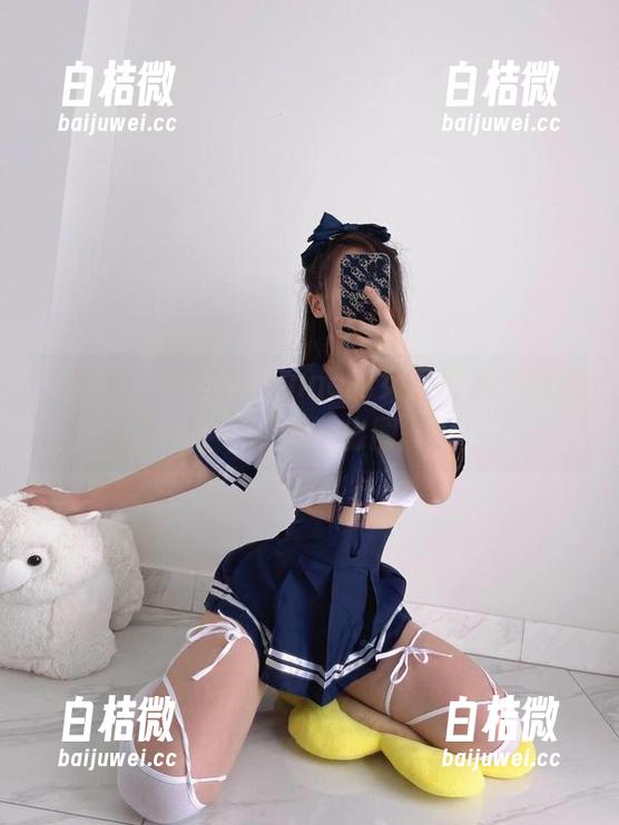 微密圈 - 禅雨儿Lynne的女王形象，随意一照都能出圈