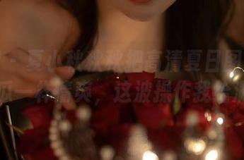 秀人网 – 夏小秋秋秋把高清夏日图集拍得跟西瓜一样清爽，这波操作我给满分！