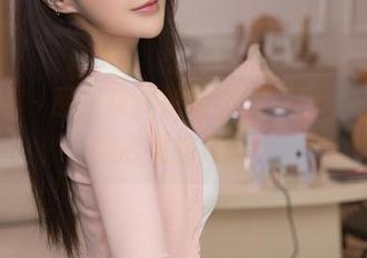 秀人网 – 恩一花式解锁学妹美图，成为我的心灵按摩师！