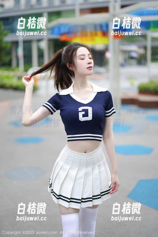 秀人网 - 套图里的王馨瑶yanni：海南旅拍，别被“无圣光”迷了眼！