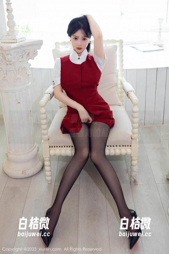 秀人网 - 只需一袭和服，玥儿玥er成功上演‘逆袭’！查看她的最新作品吧。