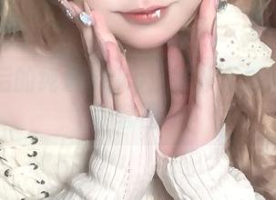 眼镜背后的纯爱neko：脑补无极限的美图套图