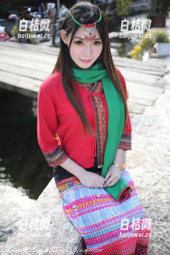 美媛馆-Cris_卓娅祺 美媛馆 - 来图库翻翻,Cris_卓娅祺的美脚到底有多不能不见。