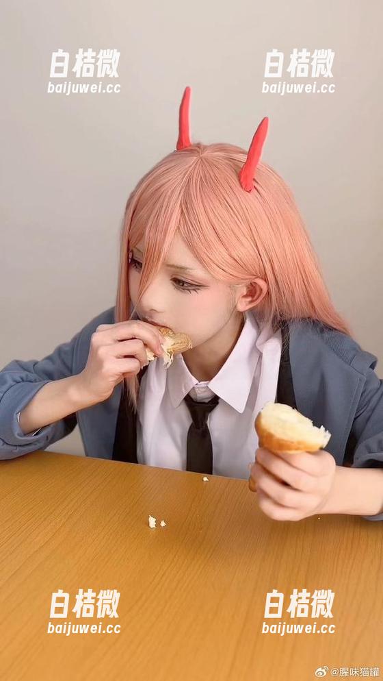 腥味猫罐 下载中的“腥味猫罐”写真,它可能会让你害羞,一个小小的可畏。