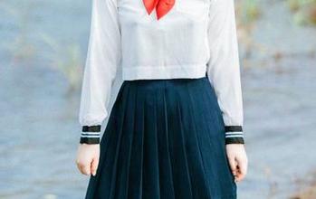 从平底锅到套图，落落Raku的美图让人觉得厨房也是个玩乐的地方！